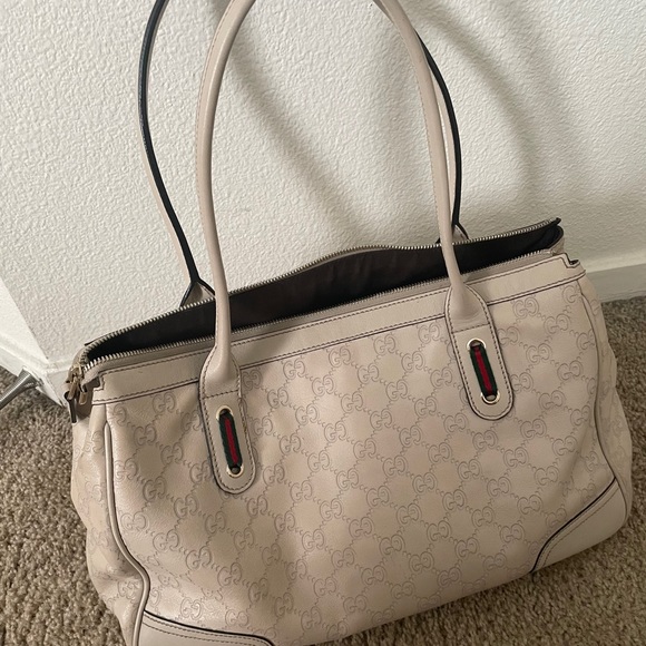 SOLD - Gucci Guccissima - Picture 6 of 10